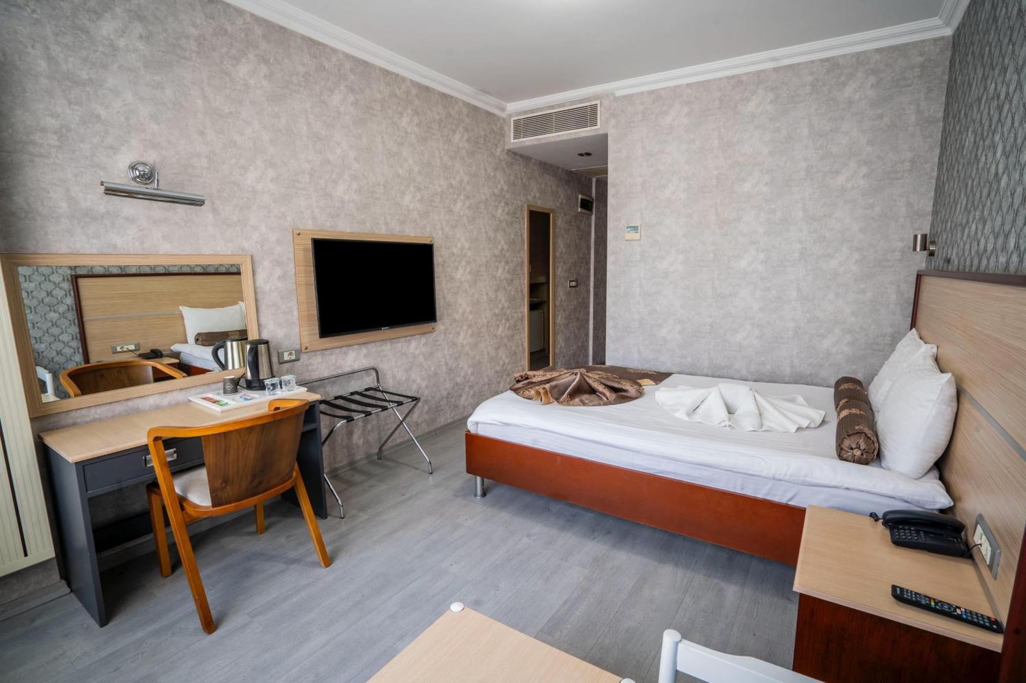 Halley Otel Denizli  Bagian luar foto